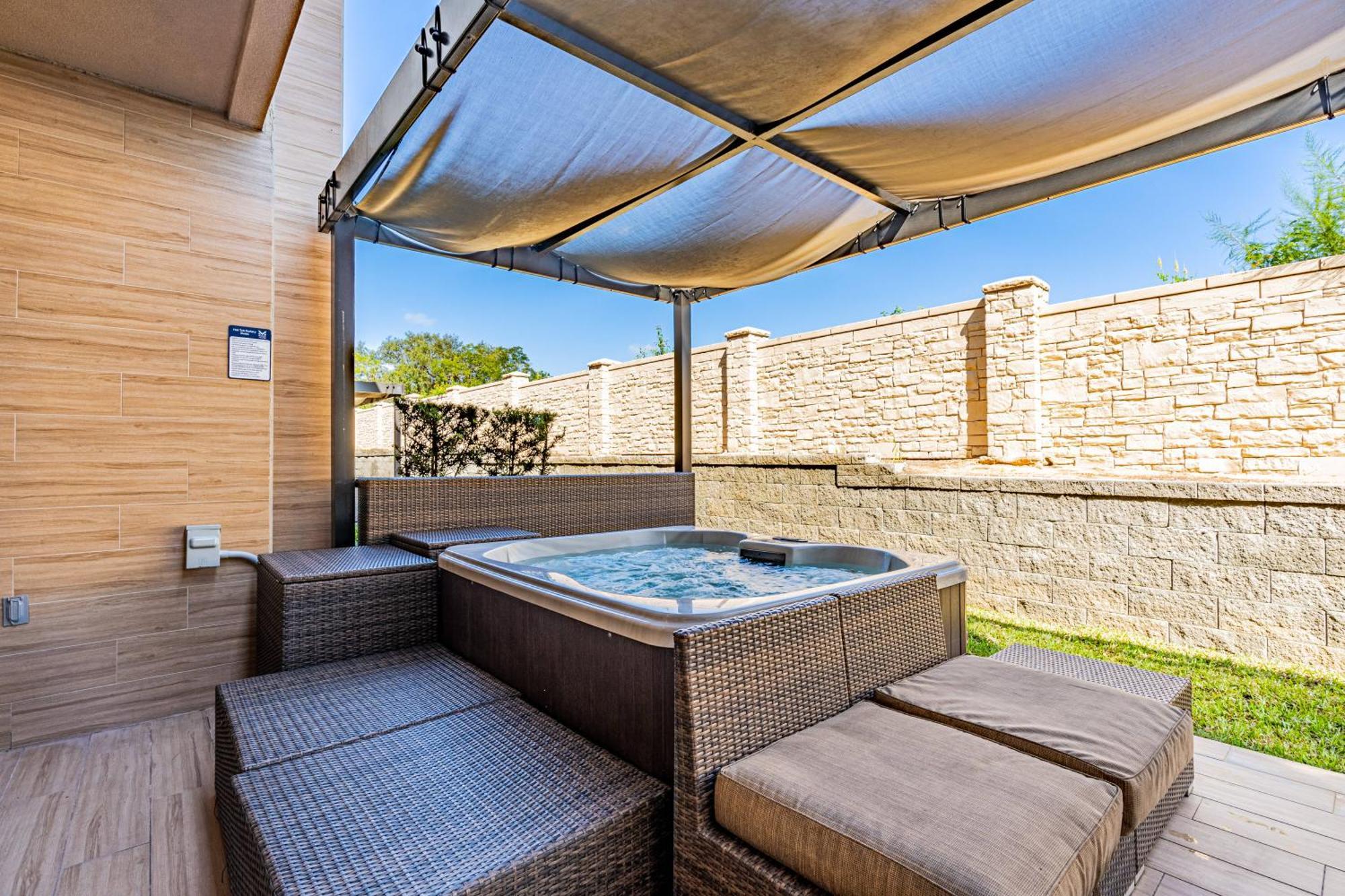 Private Hot Tub Bbq Grill At Magic Village Views Orlando Exterior photo